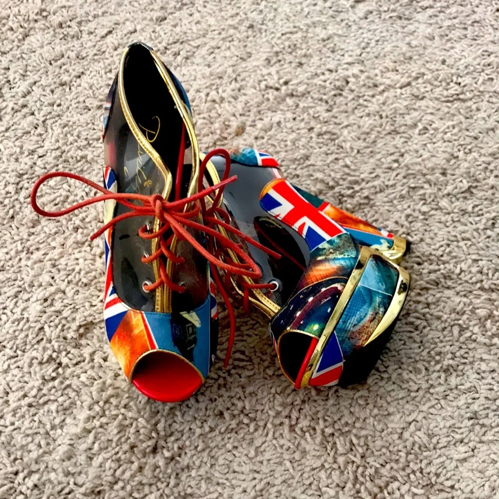 Wedges…London calling!!! - Picture 1 of 11